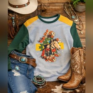 Retro Cowgirl Sweatshirt Size Small